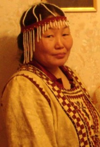 Oktjabrina Naumova, an Evenk knowledge holder from Iengra, Republic of Sakha-Yakutia, Russia was one of the main organisers of Snowchange 2007.